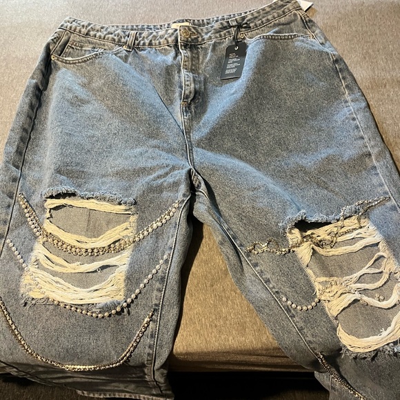 Forever 21 Curved straight mid rise jeans size 18 - Picture 2 of 5